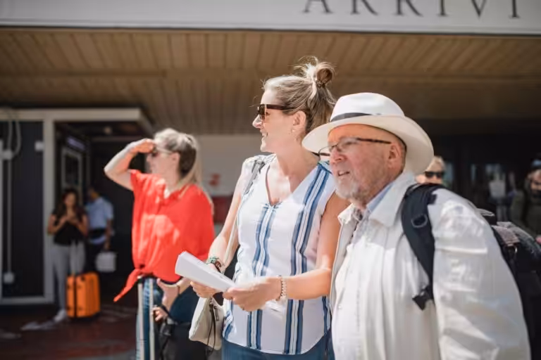 Taxi from Kalamata Airport to Aldemar Resorts